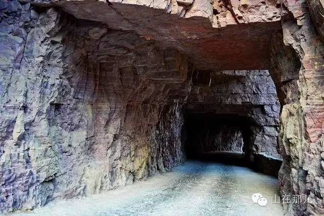 郭亮村愚公移山的精神,新乡郭亮太行之魂完整版