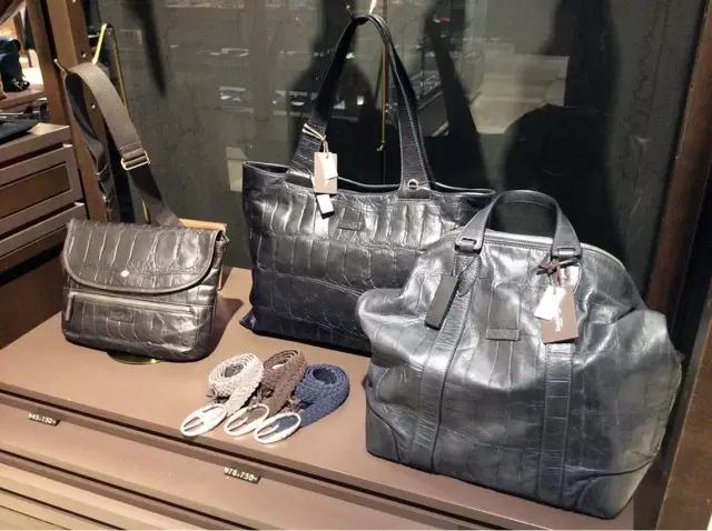 男人都需要一个包,男生需要的五个包