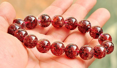 春末夏初，草莓之嫣红，水晶之媚生——草莓晶