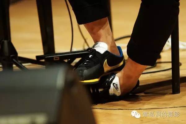 上海这个建筑能耗争议不少，但演出很棒