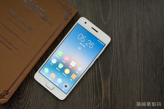 联想zukz2值不值得入手,联想zukz2屏幕多少寸