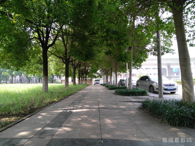 联想zukz2值不值得入手,联想zukz2屏幕多少寸