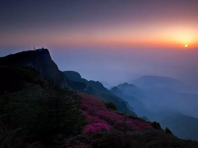 猴年马月开始了,别忘了峨眉山景区属猴免费!