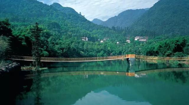 猴年马月开始了,别忘了峨眉山景区属猴免费!