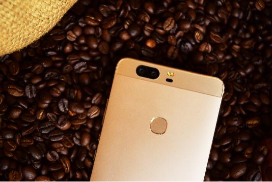 荣耀V8到底怎么样,荣耀v8全方位测评