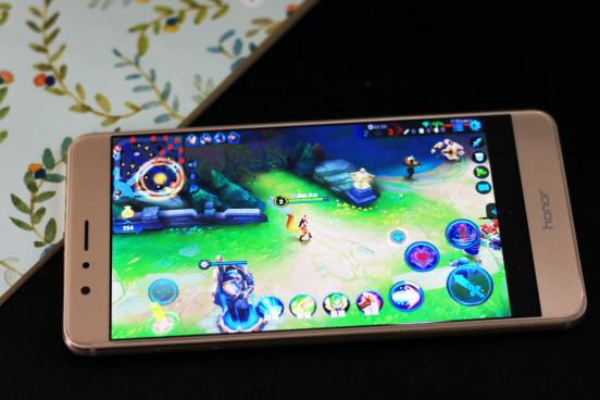 荣耀V8到底怎么样,荣耀v8全方位测评