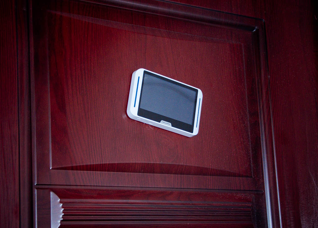 刘涛《欢乐颂》里用的猫眼测评:云视通智能猫眼K1