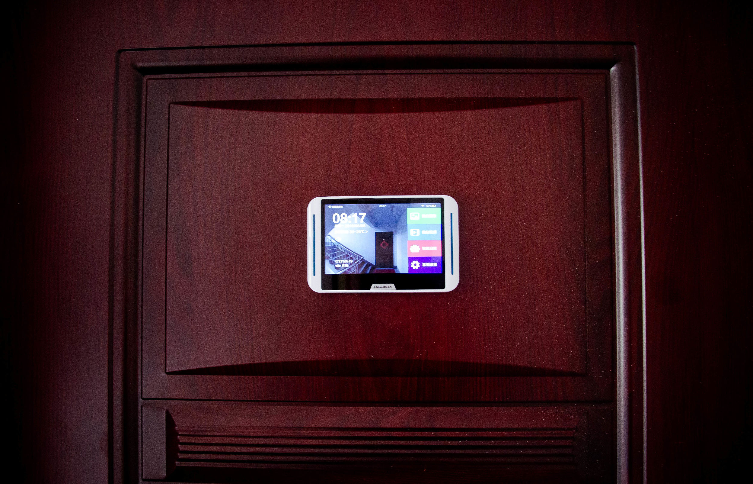 刘涛《欢乐颂》里用的猫眼测评:云视通智能猫眼K1