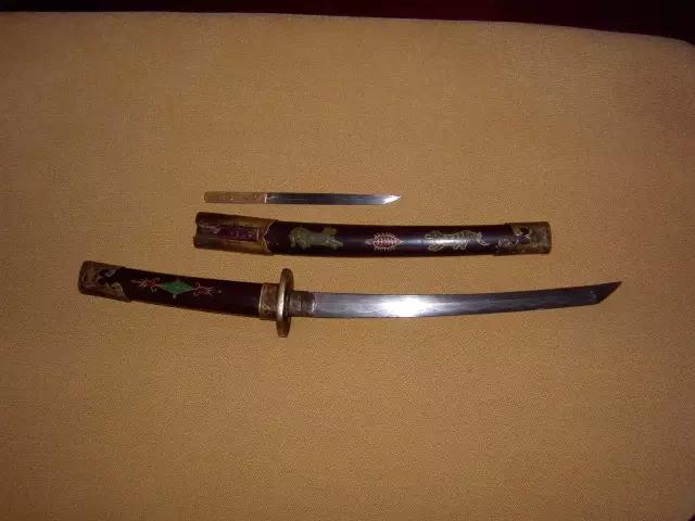 竹子做的锋利无比的武士刀,竹子制作武士刀