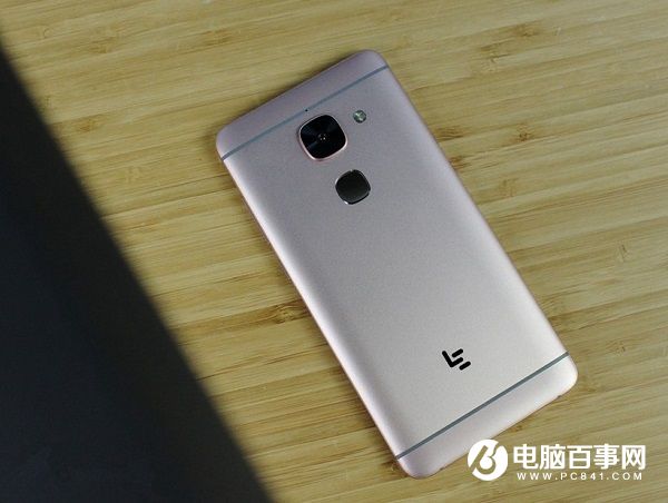 2500元左右的手机哪一款最好,2500左右的手机选哪一款性价比高