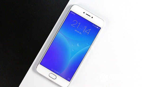 2500元左右的手机哪一款最好,2500左右的手机选哪一款性价比高