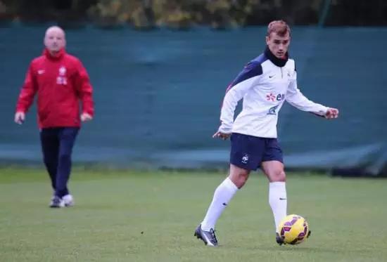 今天是全中国高考日英语,今天是高考日