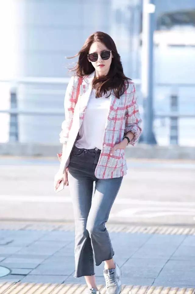 刘雯高圆圆女神都钟爱纯色连衣裙,高圆圆马思纯