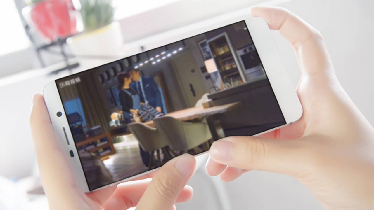 4G+64G顶配版乐视X800狂降千元为哪般？