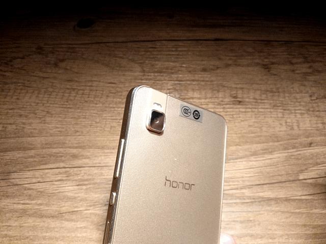 翻转吧摄像头,前后都能照出完美的照片:荣耀7i体验