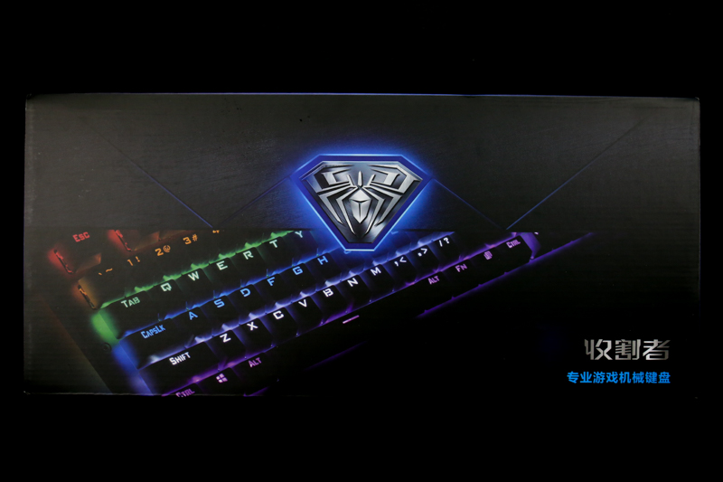 流动于指尖的神器-狼蛛收割者机械键盘入手体验（黑轴混光版）