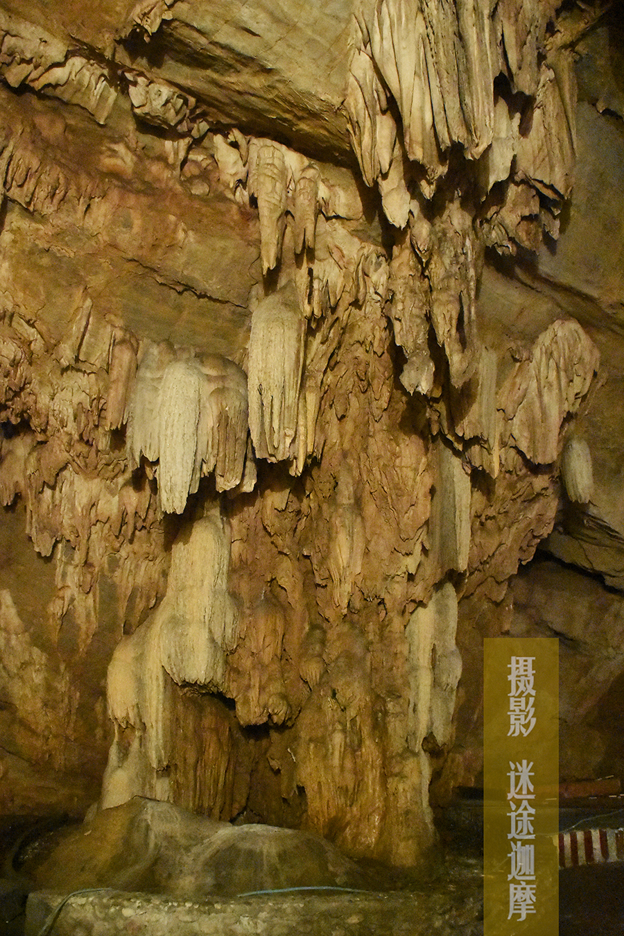 宜昌长阳古洞,宜昌长阳绝壁古洞古城堡