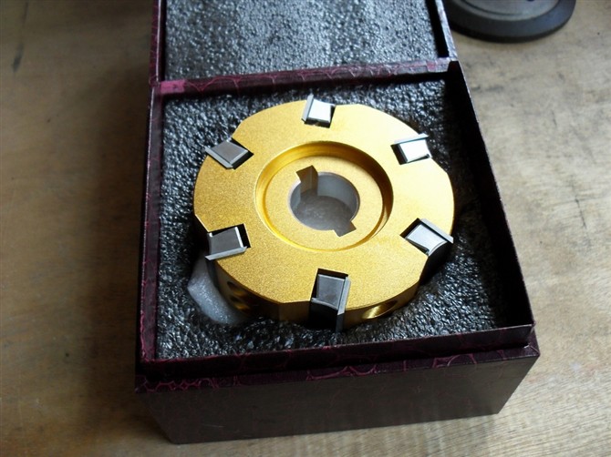 金属陶瓷复合材料刀具加工,碳纤维复合材料加工刀具