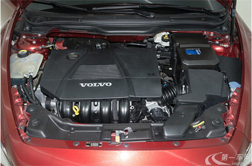 沃尔沃c302019款2.0炫动版,沃尔沃青春