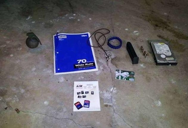 女子网购到二手保险柜觉得赚到，打开一看里面的东西差点要她的命