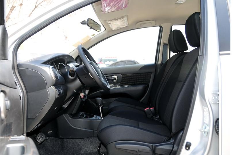 最新款日产骊威,7万就能落地的省油紧凑型家轿