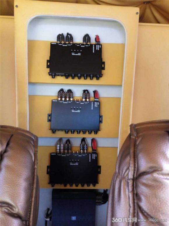 炸出真本色本田飞度改装美国K牌音响色香味俱全