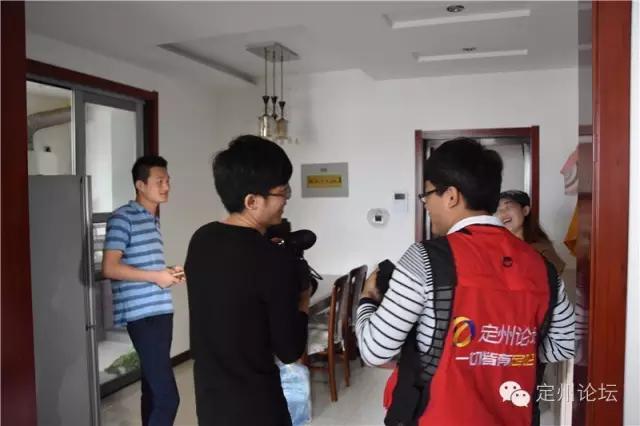 帅哥美女云集，定州论坛微电影开拍啦！