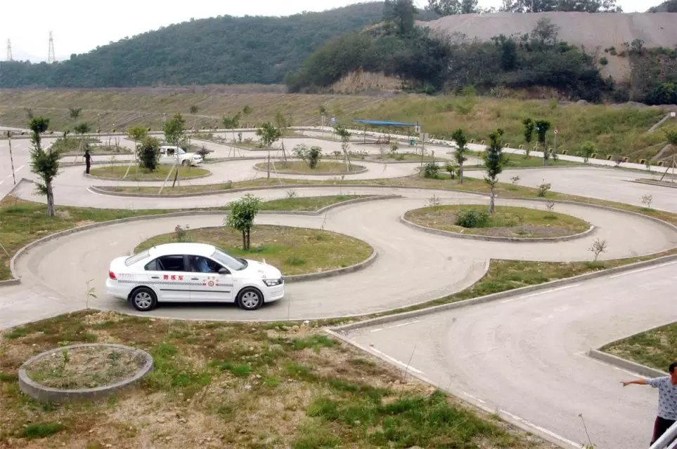 恭贺:自全国驾校校长分享交流会以来全国48家驾校启用军博软件