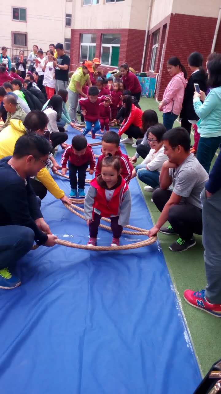 趣味横生，欢乐不断——东大景泰幼儿园举行“六一亲子运动会”！