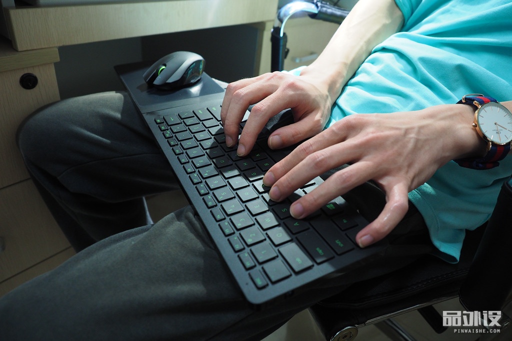 雷蛇黑寡妇竞技版键盘2014测评,雷蛇终极版键盘测评