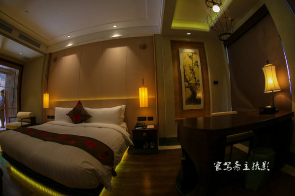 在酒店体验下厨的感受,在温泉池享受视觉与味觉双重盛宴