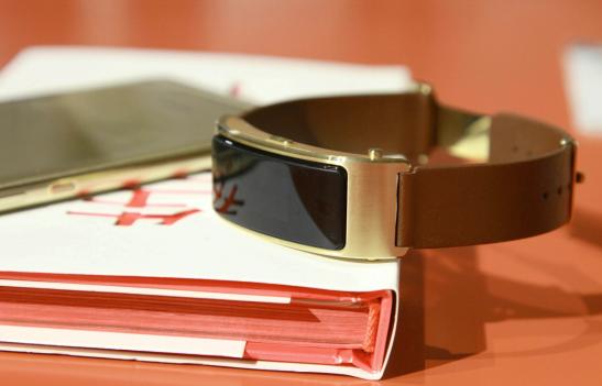 3d曲面手环,3d曲面大屏