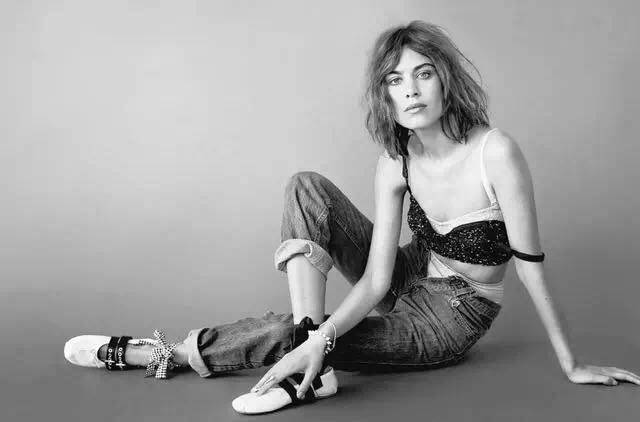 不败鞋子绿色,值得推荐的夏日绑带鞋