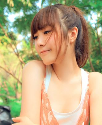 大脸长发刘海怎么剪最好看,长发大脸无刘海扎发