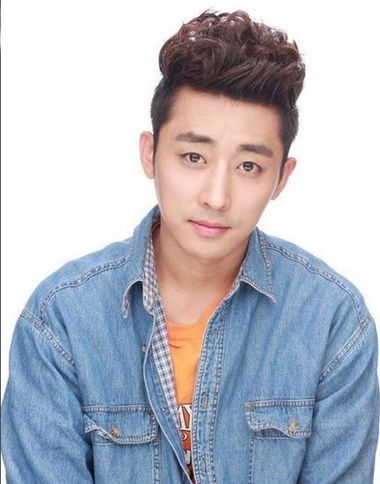 五官英气适合烫发,法式英气烫发图片