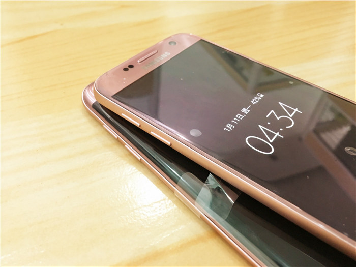 三星s7edge和s7买哪个,三星s7和s7edge哪个更值得买