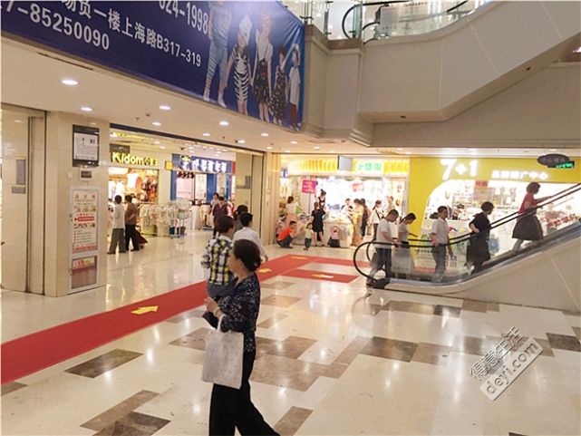 汉正街童装直播间秒杀,汉正街品牌童装直播间