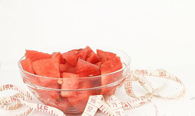 手动瘦脸和仪器瘦脸哪个效果更好,瘦脸仪真的可以起到瘦脸的作用吗