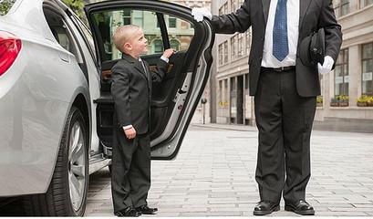 滴滴出行能预约接送孩子吗,滴滴网约车主可以用儿子的车么