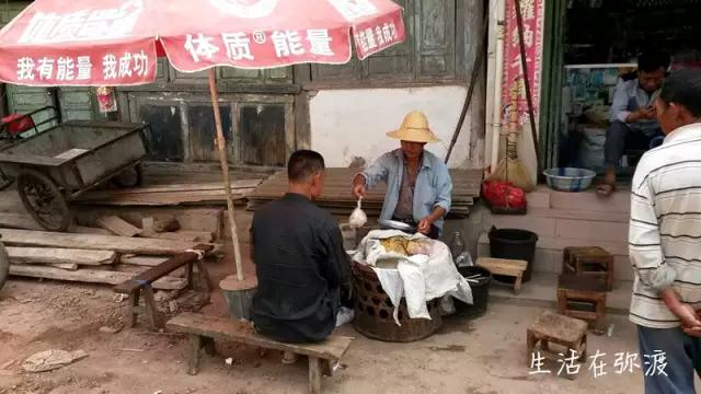 弥渡寅街黄粉多少钱一盒,弥渡寅街黄粉锅巴