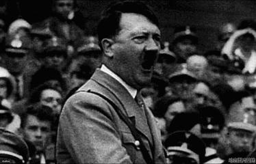 他是法西斯创始人，多次背叛希特勒却受到希特勒一生的拥护