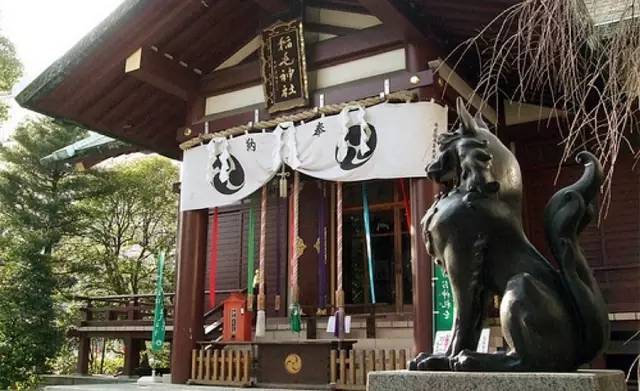 日本的职业旅行——不想当女仆店员的神官不是好铁匠!