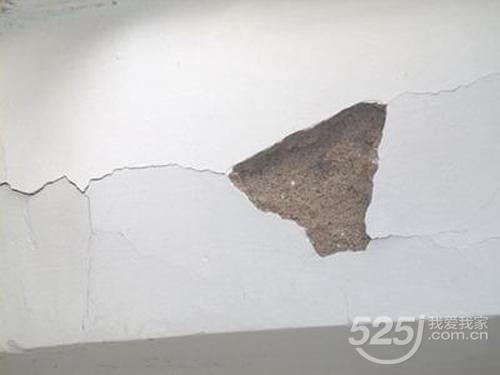 腻子层开裂起皮掉粉的处理方法,刮腻子起泡的原因和处理方法