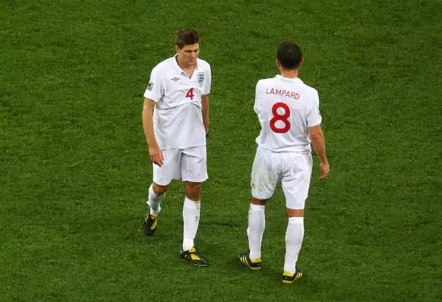 男儿有泪不轻弹中国军人,男儿有泪不轻弹天下足球