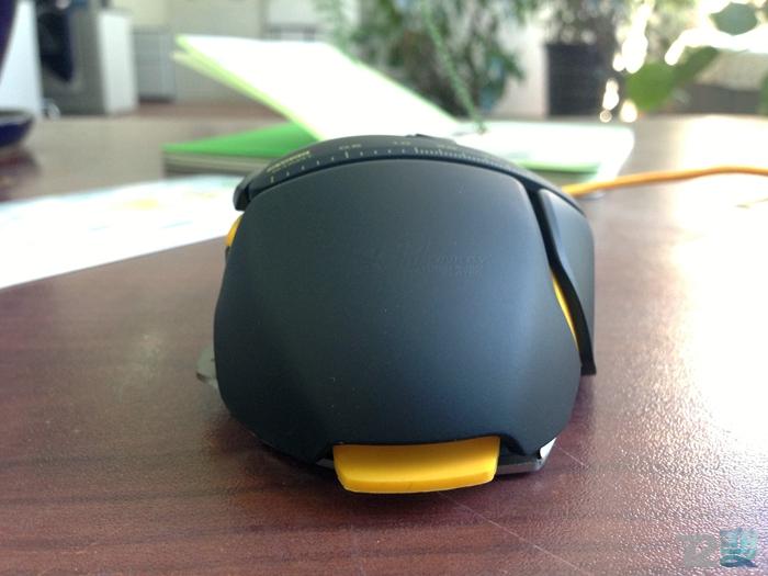 贱驴绝尘鼠标评测,公认最好用的游戏鼠标推荐