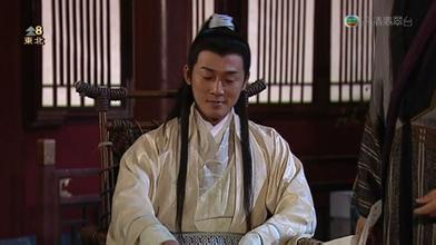 他是将门、富商之后，也是谦逊有礼的明星，却唯独拿女友没办法？