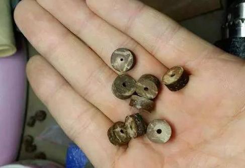 低调才是炫耀：亲手制作椰壳手串详解！