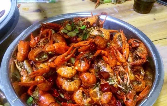 小龙虾致死是什么原因,小龙虾致死事件