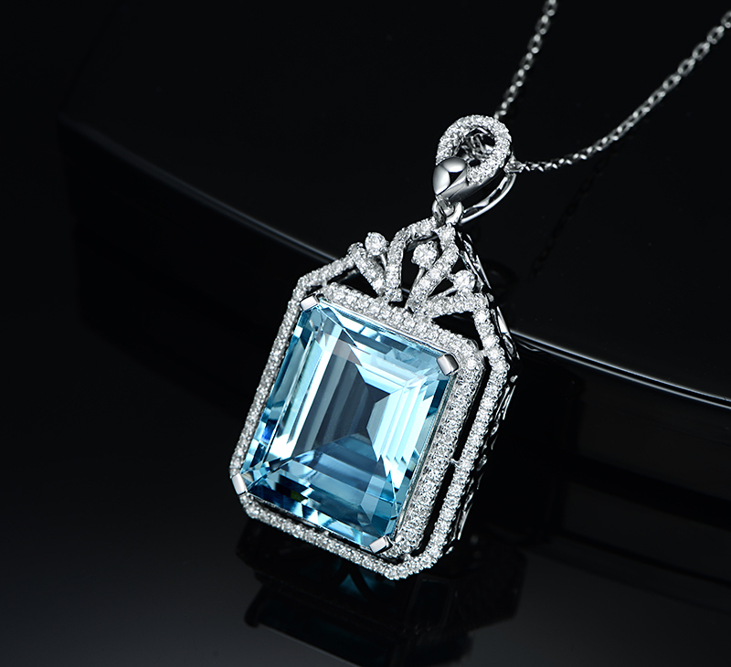 海之瑰宝，瑞泽幽蓝——海蓝宝