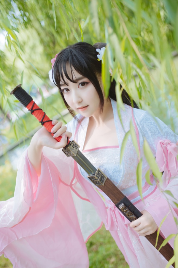 花千骨cos小花千骨,花千骨cosplay小骨